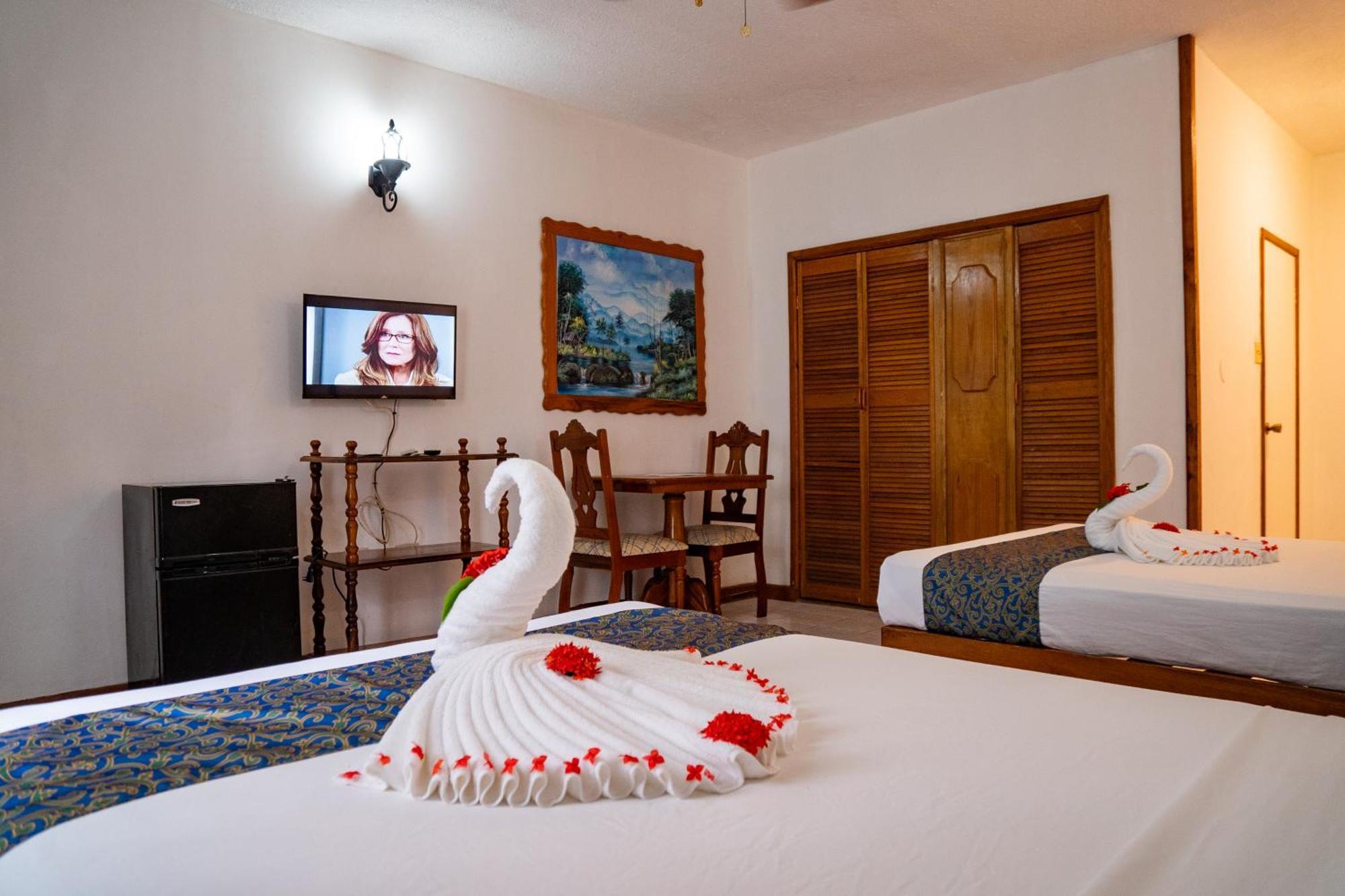 Merrils Beach Resort II ネグリル エクステリア 写真